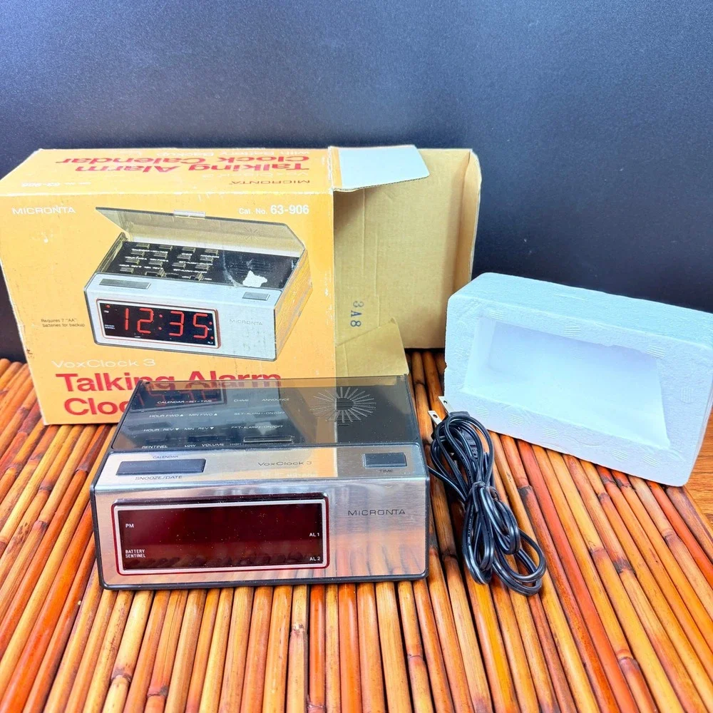 Micronta Talking Alarm Clock VoxClock 3 Silver 63-906 Tested Works! Radio Shack